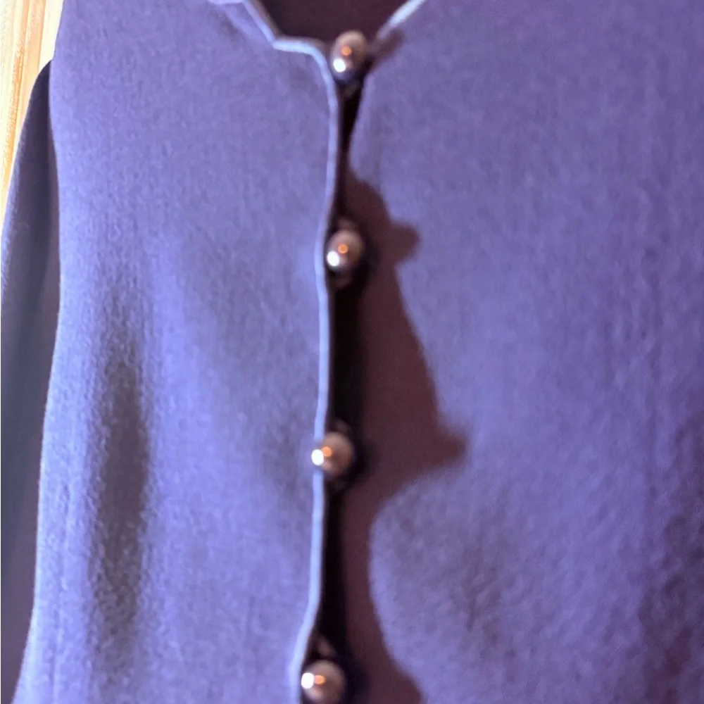 Aurora Ruffolo and Christian Rupert Vintage Navy Blue Scalloped Blazer - Picture 4 of 6